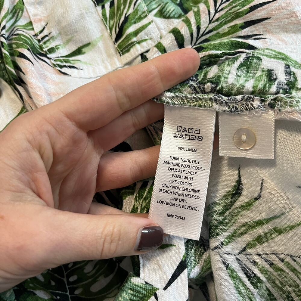 C&C California Palm Leaf Print Linen Button Up Tank Size 3X - Picture 3 of 6